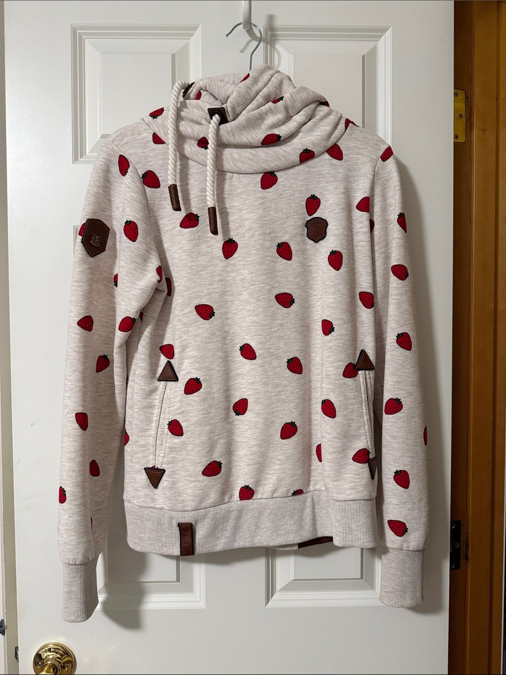 Naketano // Oskar Mein Junge Strawberry Erdbeere Hoodie // Medium - Picture 3 of 8